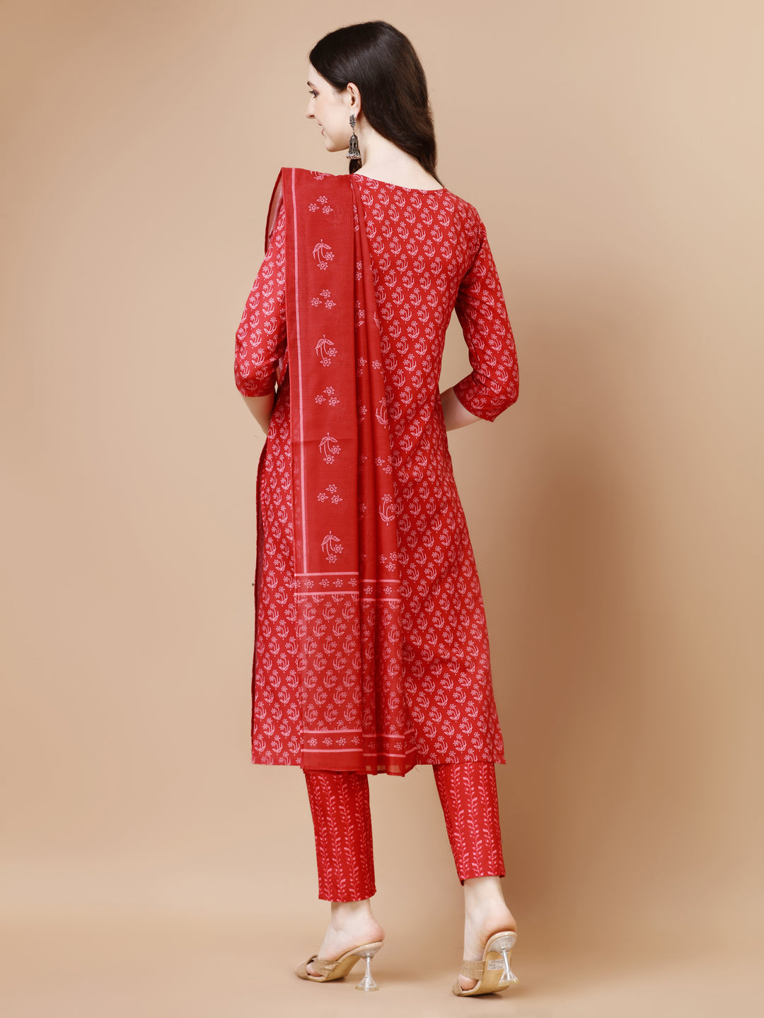 Red Printed Straight Kurta with Pant and Dupatta Set (Red)