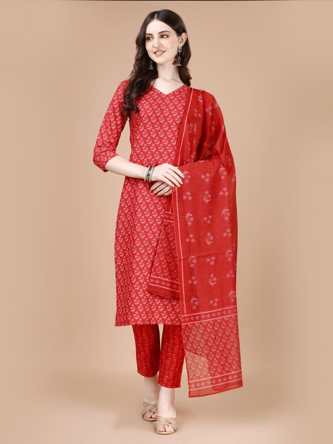 Red Printed Straight Kurta with Pant and Dupatta Set (Red)