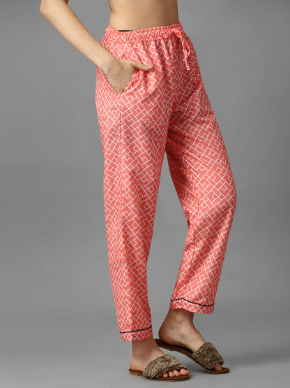 Shopaholic Girl Back Printed Pyjama Set