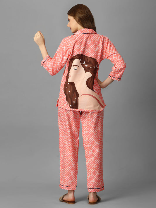 Shopaholic Girl Back Printed Pyjama Set