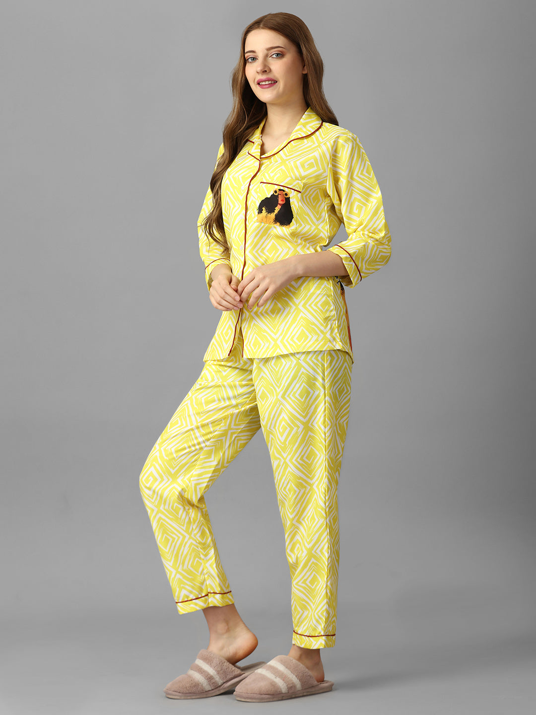 Curly Lady Back Printed Pyjama Set