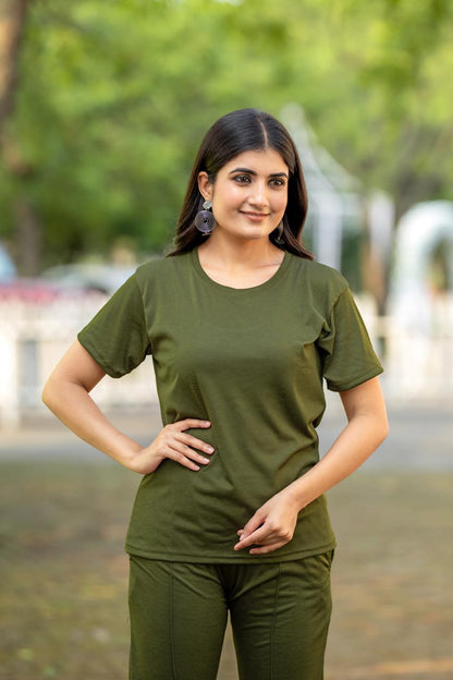 Women Round-Neck T-Shirt & Trousers Set