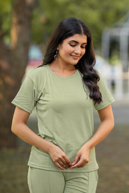 Women Round-Neck T-Shirt & Trousers Set