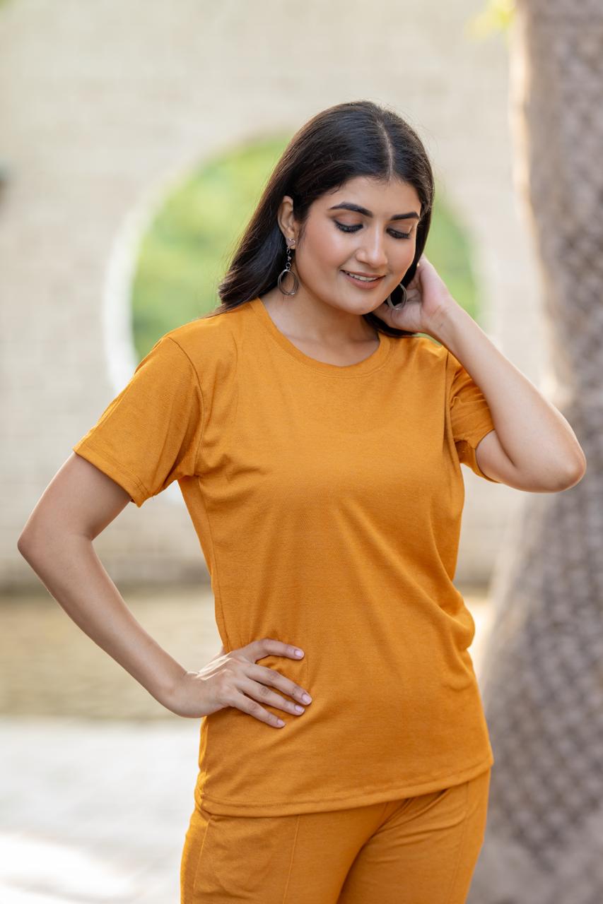 Women Round-Neck T-Shirt & Trousers Set